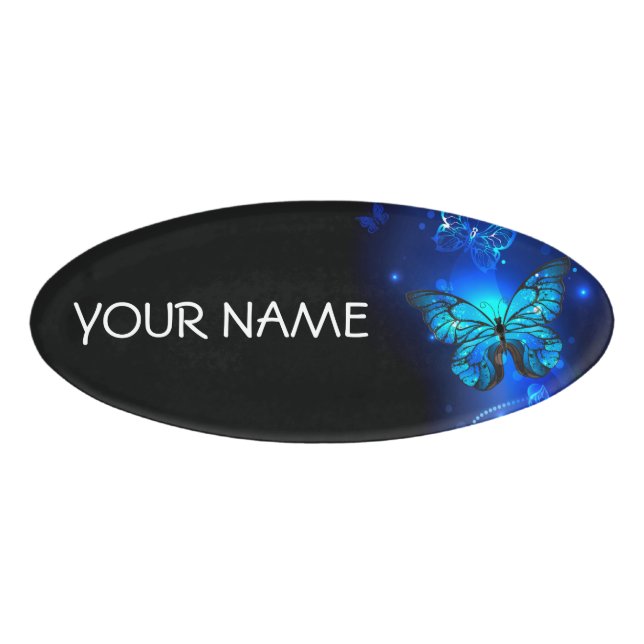 Morpho Butterfly im dunklen Hintergrund Namenschild (Vorderseite)