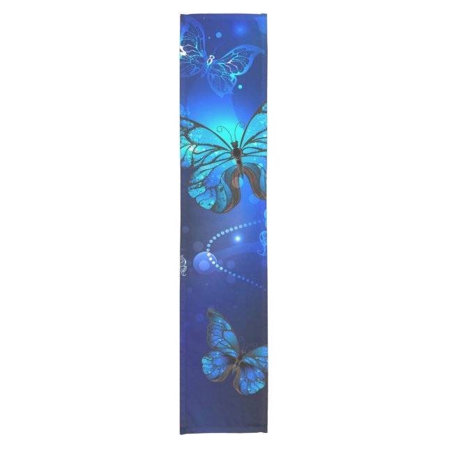 Morpho Butterfly in the Dark Background Kurzer Tischläufer (Vorderseite)