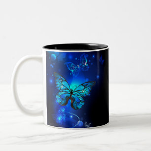 Morpho Butterfly in the Dark Background Zweifarbige Tasse