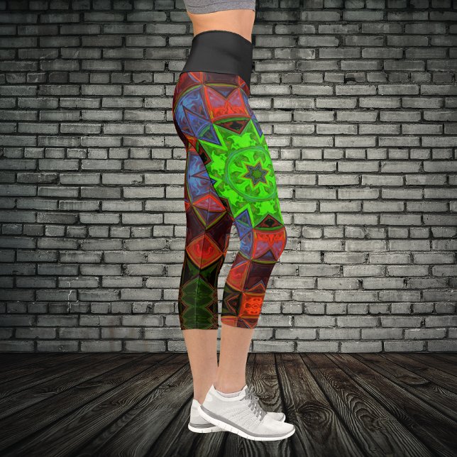 Mosaic Kaleidoscope Blume Grün Blau und Rot Legg Capri Leggings (Von Creator hochgeladen)