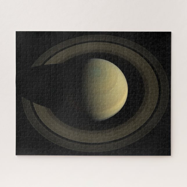 Mosaik des Planeten Saturn und seiner wichtigsten  (Horizontal)