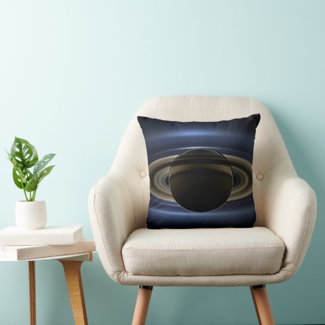 Mosaik des Saturn-Systems, das von der Sonne zurüc Kissen (Stuhl )