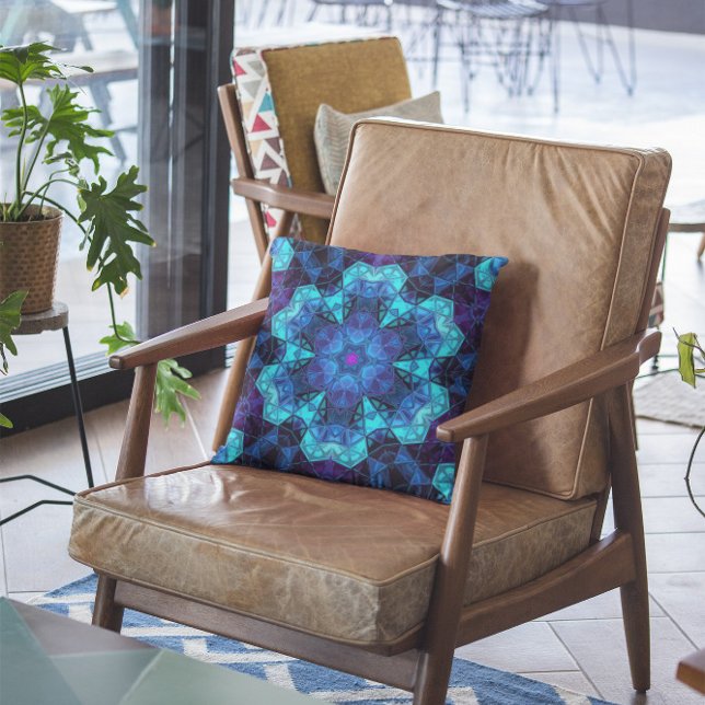 Mosaik Kaleidoskop Blume Blau und Lila Kissen (Von Creator hochgeladen)