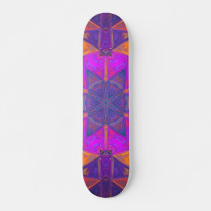 Mosaik Kaleidoskop Blume Lila Rosa und Gelb Skateboard
