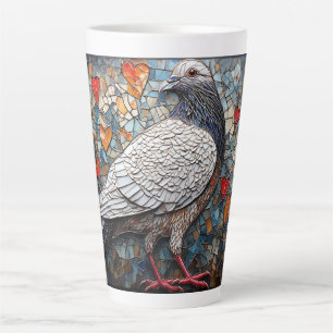 Mosaik-Kunstwerk einer Taube mit Herzdesigns Milchtasse