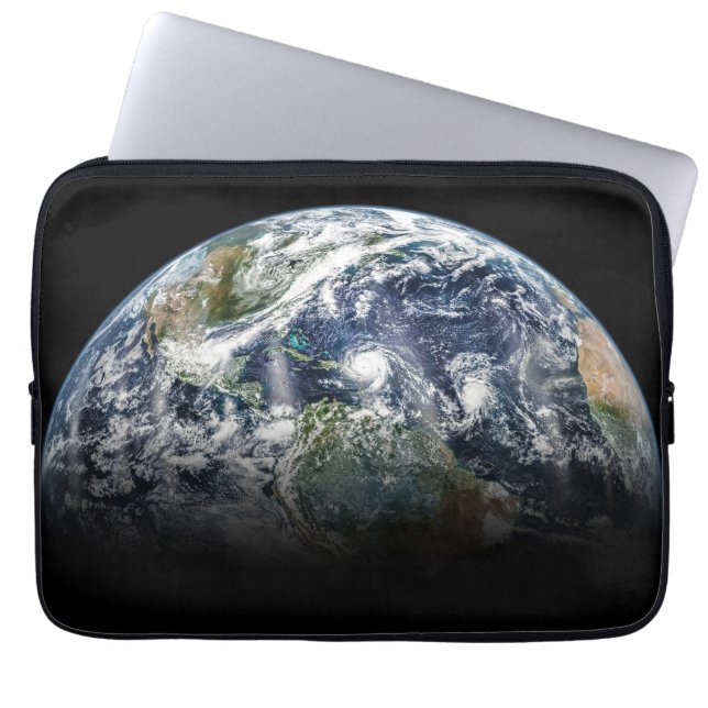 Mosaikbild des Planeten Erde mit 3 Hurrikanen Laptopschutzhülle (Vorderseite)