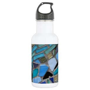 Mosaikfliesen aus blau und grün edelstahlflasche