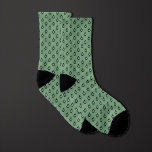 Moss Green Science Mikroskop Socken<br><div class="desc">Spezielle Mikroskopmuster-Socken für Naturwissenschaftler, Wissenschaftler, Naturwissenschaftler oder andere Nerd, die sich für die mikroskopische Welt interessieren. Vergewissern Sie sich, dass Sie unsere passende Krawatte mit dem gleichen einzigartigen Muster Karo machen</div>