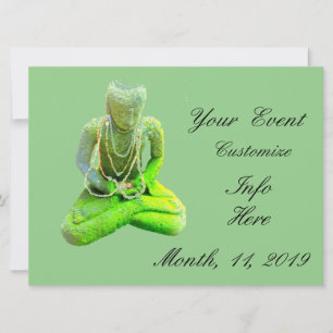 Mossy Green Buddha meditiert Thunder_Cove