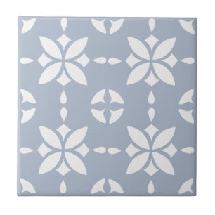 Motif à carreaux de fleurs blanches sur bleu Dusty