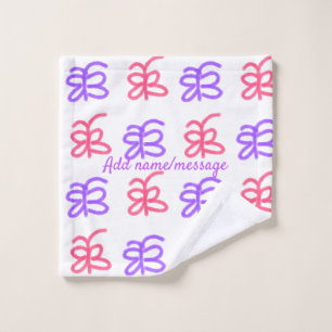 Motif de doodle de papillon rose violet ajouter le