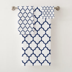Motif en quatrefoil bleu sur blanc