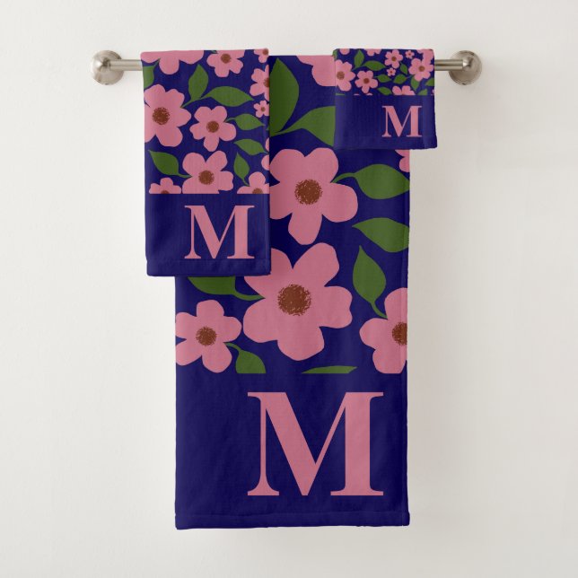 Motif floral rose mou Monogramme (En situation)