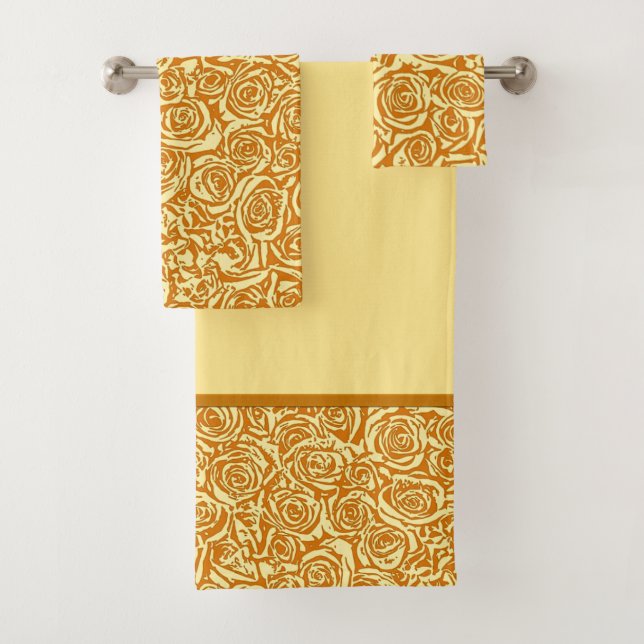 Motif moderne de rose de résumé, jaune de moutarde (En situation)