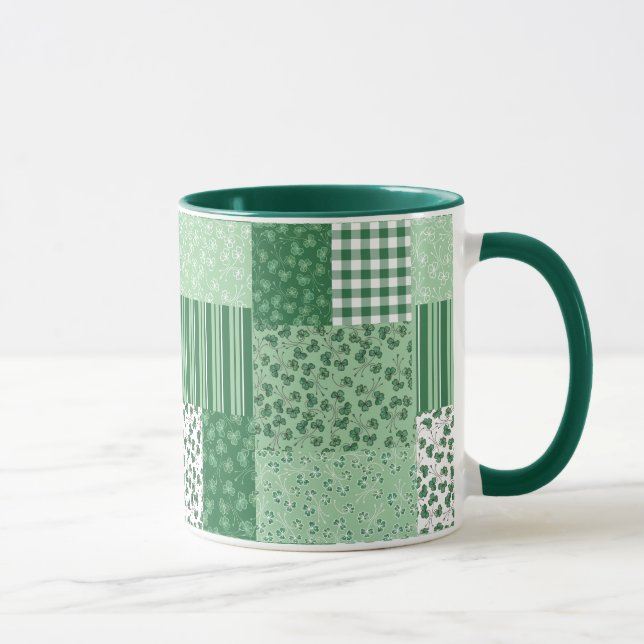 Motif Shamrock vert Faux Patchwork Ringer Mug (Droite)