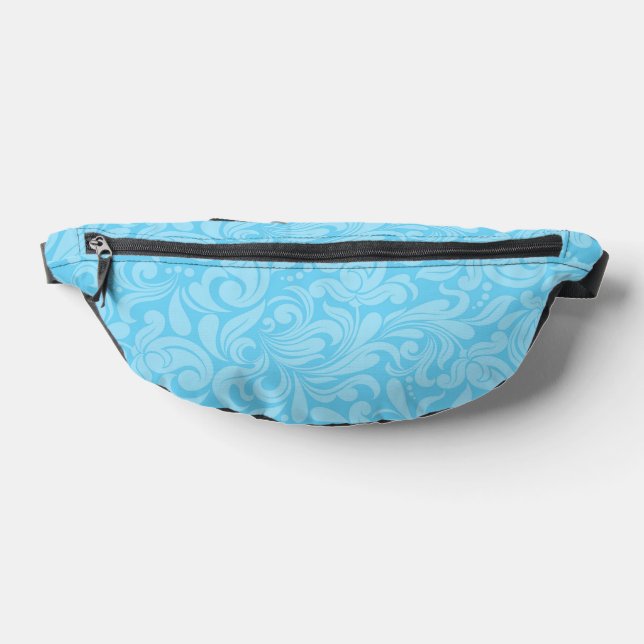 MOTIFS FLEURISÉS BLEU CLAIR (Poser)