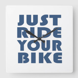 Motivierendes Mountainbike-Zitat - Lustiges Radfah Quadratische Wanduhr