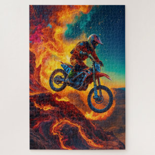 Motocross Rider entkommt dem Feuer
