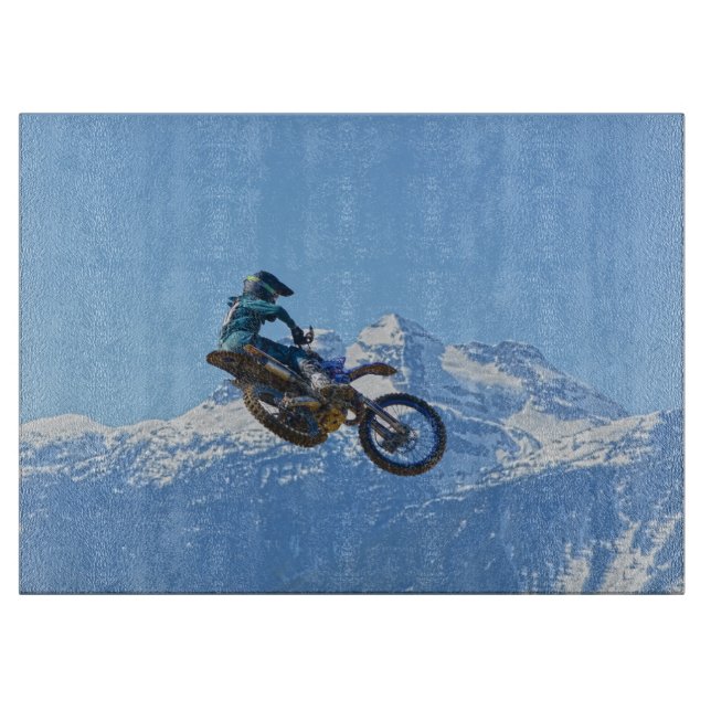 Motocross Rider über den Berg fliegen Schneidebrett (Vorderseite)