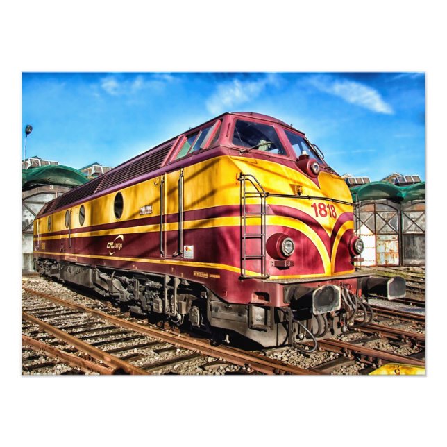 Motor mit rotem und gelbem Dampfzug - Lokomotive A Fotodruck (Vorne)