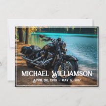 Motorrad in der Nähe der Wasserfeier des Lebens