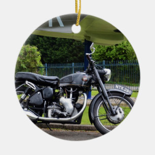 Motorrad und Spitfire Keramikornament