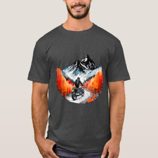 Motorradfahrer in den Bergen T-Shirt