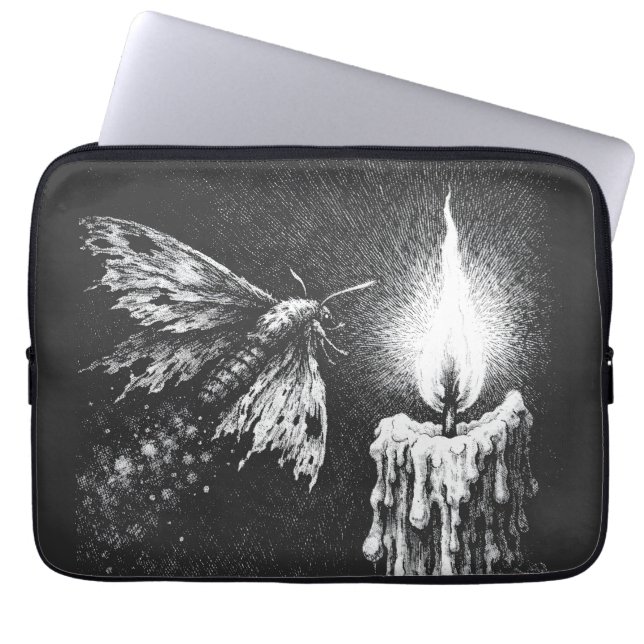 Motte zur Flamme — von BurnsInHell Laptopschutzhülle (Vorderseite)