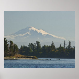 Mount Baker dominiert die Landschaft Poster