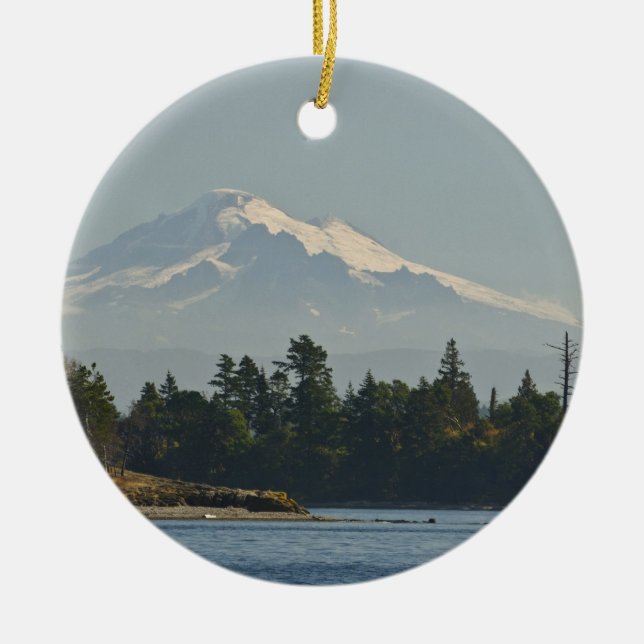 Mount Baker dominiert Landschaft Keramik Ornament (Vorne)