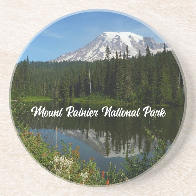 Mount Rainier Seereflektion mit Wildblumen Getränkeuntersetzer (Vorne)