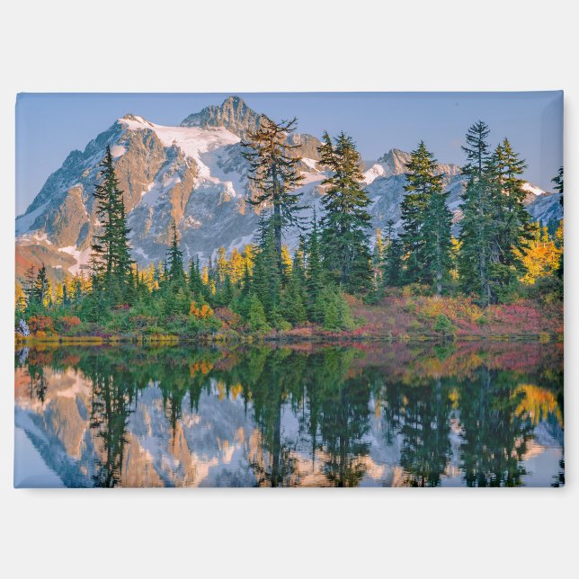 Mount Shuksan gespiegelt im Reflection Lake Magnet (Vorderseite)