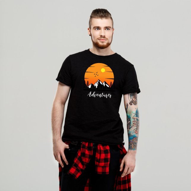 "Mountain Adventure WanderExplorer: T-Shirt (Adventure.)