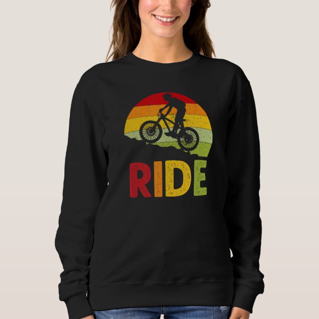 Mountain Bike Ride Retro Sunset Sweatshirt (Vorderseite)