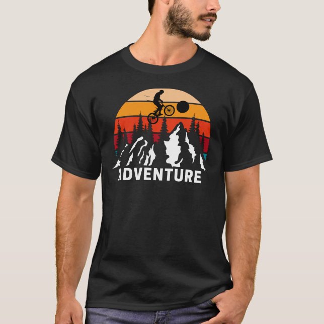 Mountain Biker's Adventure - Erobern Sie die Trail T-Shirt (Vorderseite)