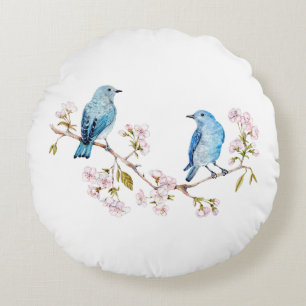 Mountain Bluebirds auf der Zweigstelle Sakura Rundes Kissen