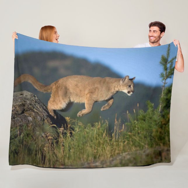 MOUNTAIN LION FLEECEDECKE (Beispiel)