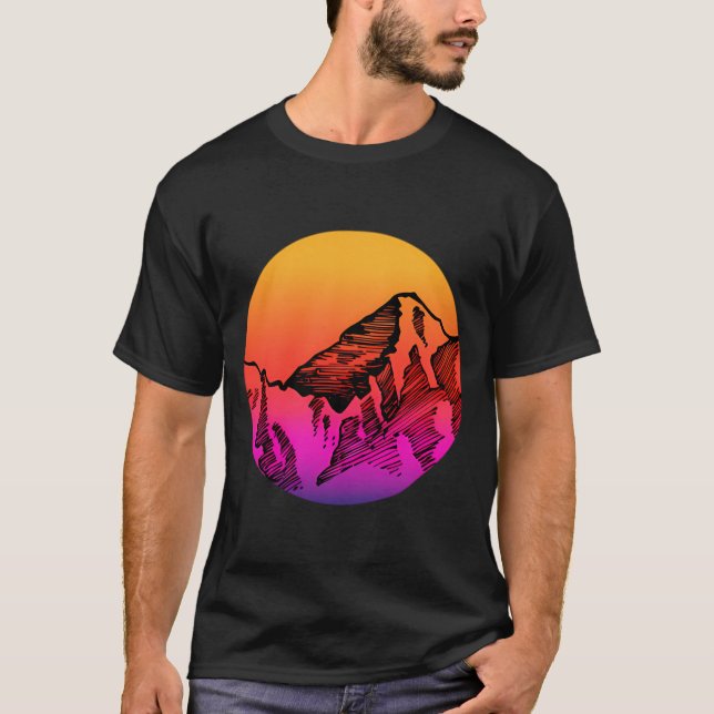 Mountain Sunset Silhouette Stift Art T-Shirt (Vorderseite)