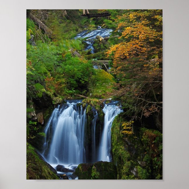 Mountain Waterfall Poster (Vorne)