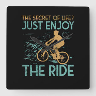 Mountainbike-Mountainbiker Quadratische Wanduhr