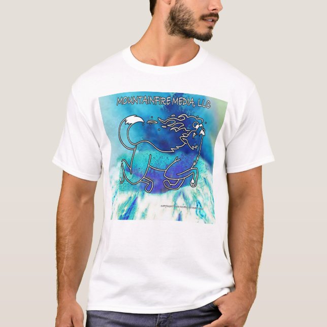 MountainFire Coyote Leaping über dem Blauen Vulkan T-Shirt (Vorderseite)