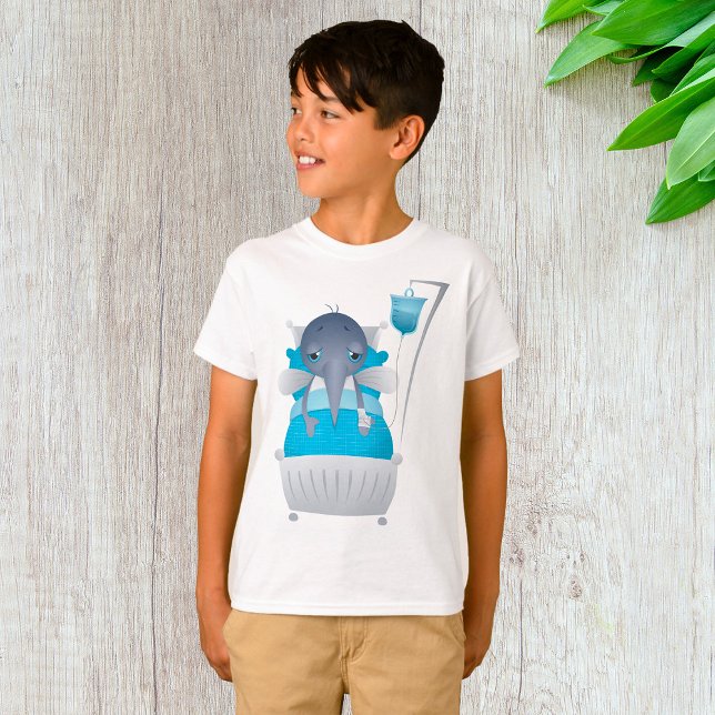 Moustique Malade À L'Hôpital T-shirt (Créateur téléchargé)