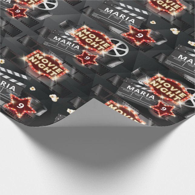 Movie Night Birthday Elegante Geschenkpapier (Ecke)
