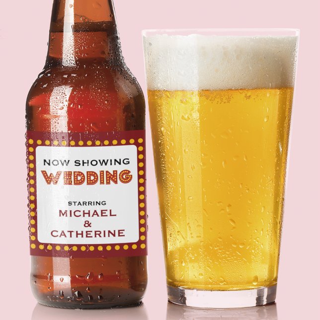Movie Theme Wedding Marquee Sign mit Namen Bierflaschenetikett (Von Creator hochgeladen)
