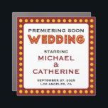 Movie Theme Wedding Marquee Sign Save the Date Auto Magnet<br><div class="desc">Dieses inspirierte Hochzeitszeichen kann eine einzigartige und kreative Art sein, eine Touch Hollywood Glamour zu Ihrem besonderen Tag zu bringen. Mit fett formatierter Typografie, hellen Farben und Ihren Namen können Sie dieses Hochzeitsdesign anpassen, das Ihre Persönlichkeiten und Sets in den Ton für Ihre Filmtheaterfeier einnimmt. Mit dem kino-Gefühl kann dieses...</div>
