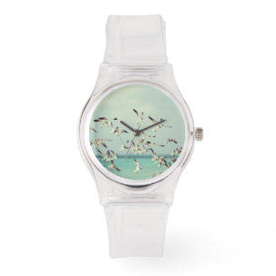 Möwen, die über den Ozean fliegen Armbanduhr