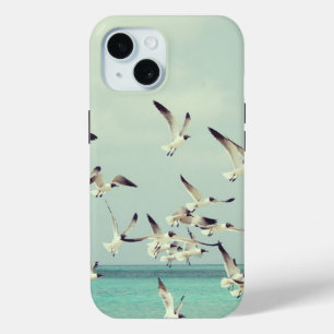 Möwen fliegen über die kühle See Case-Mate iPhone Hülle