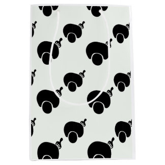 Moyen afro et cueillir sac cadeau noir et blanc