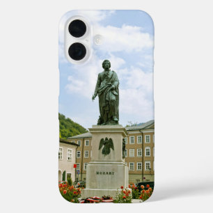 Mozart-Denkmal in Salzburg, Österreich iPhone 16 Hülle