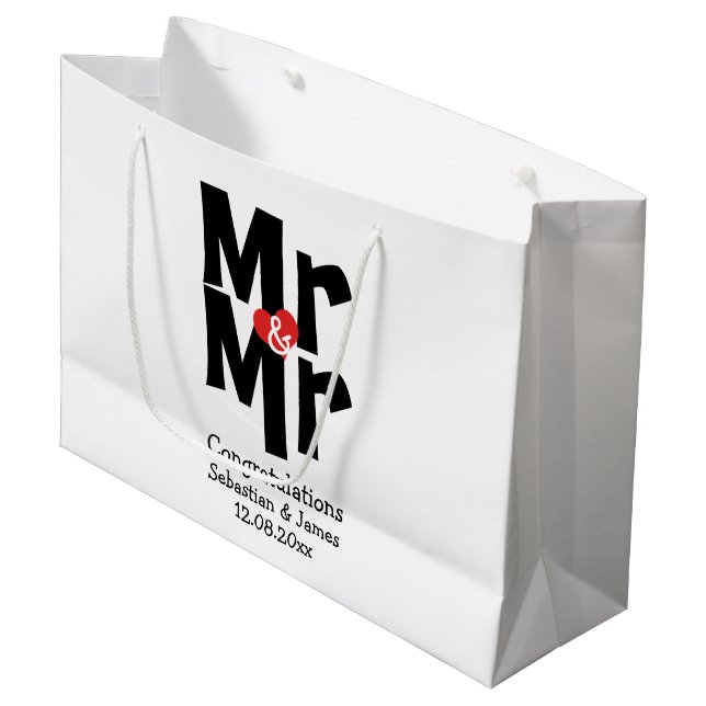 Mr. and Mr Modern Personalisiert Black and Red Große Geschenktüte (Vorderseite Schrägansicht)